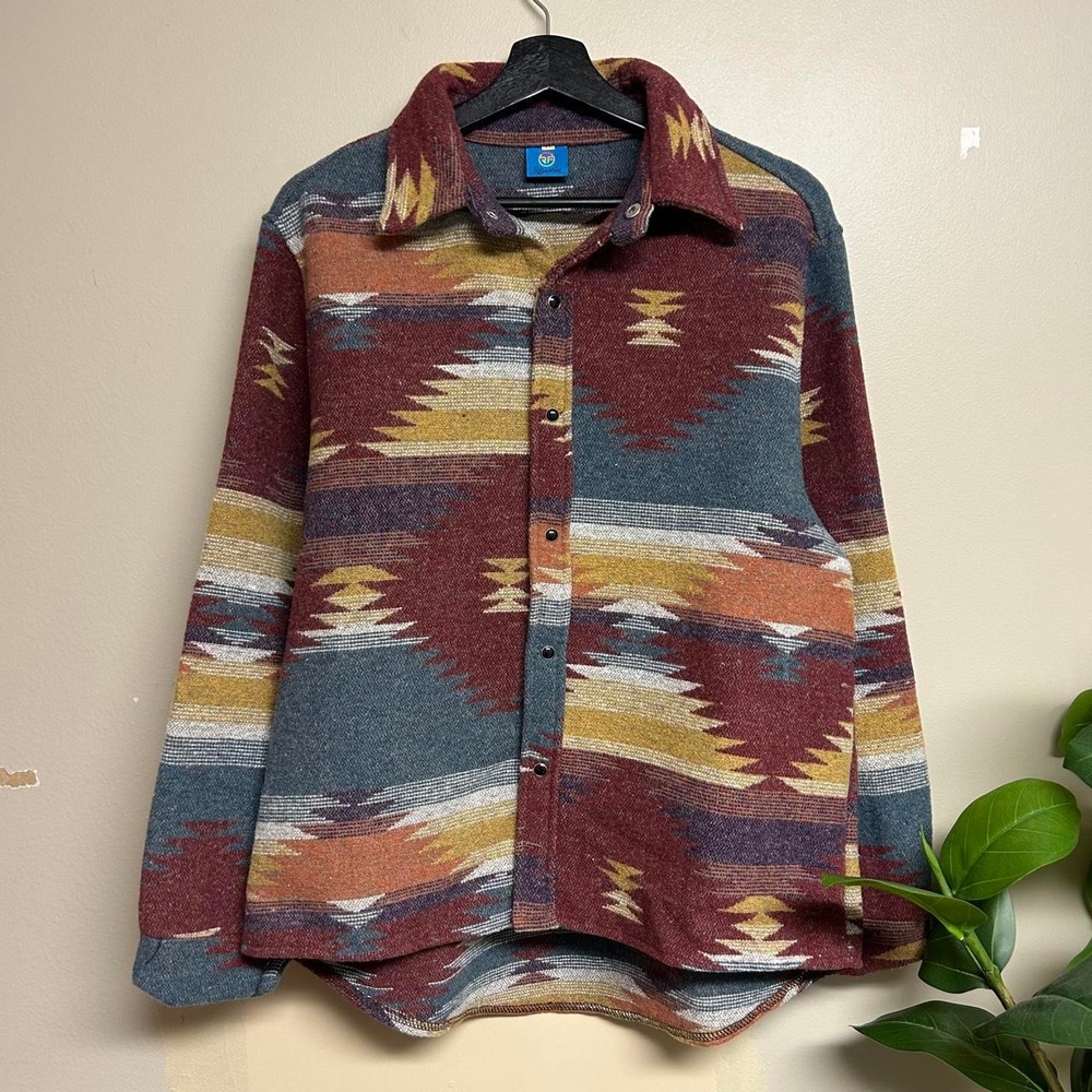 Rfausntiy Vintage 2000s Aztec All Over Print Western Button Up Shirt Mens L